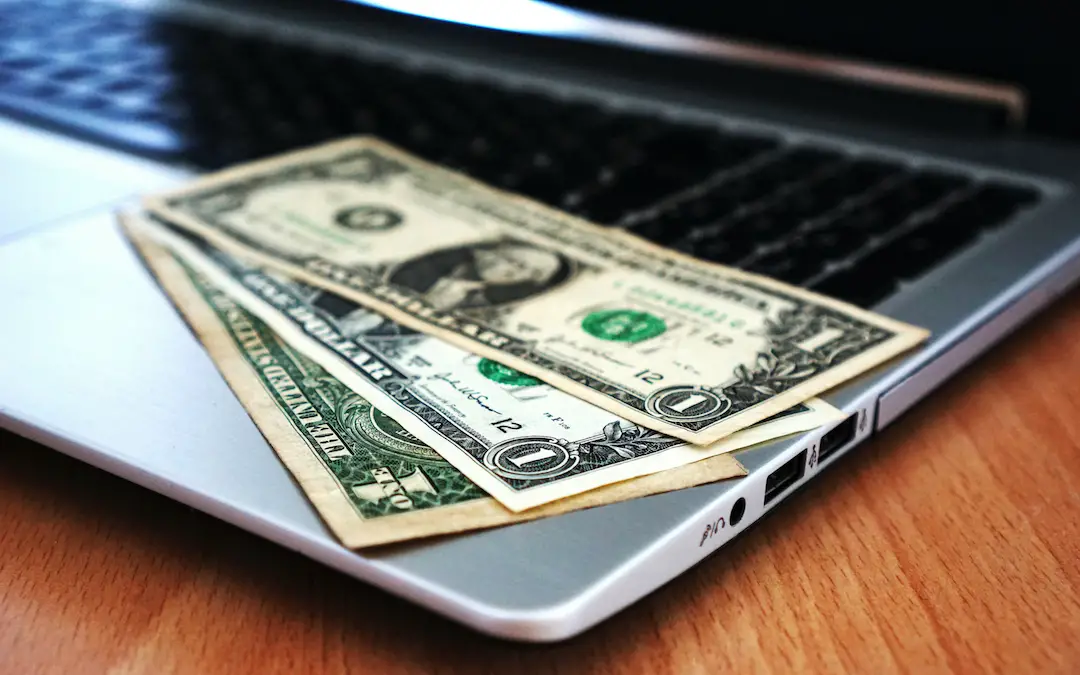 17 Ways to save money while shopping online 2026 8 The Best Cashback Sites for Earning Extra Money Online 1